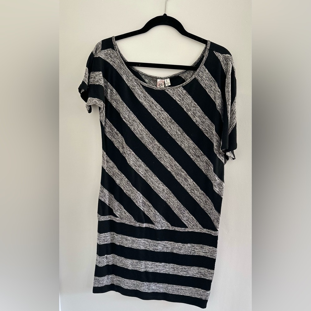 L8ter | Black/Grey Stripes | Lg